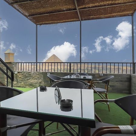 Pyramids Tower View Inn Nazlat as Sammān Εξωτερικό φωτογραφία
