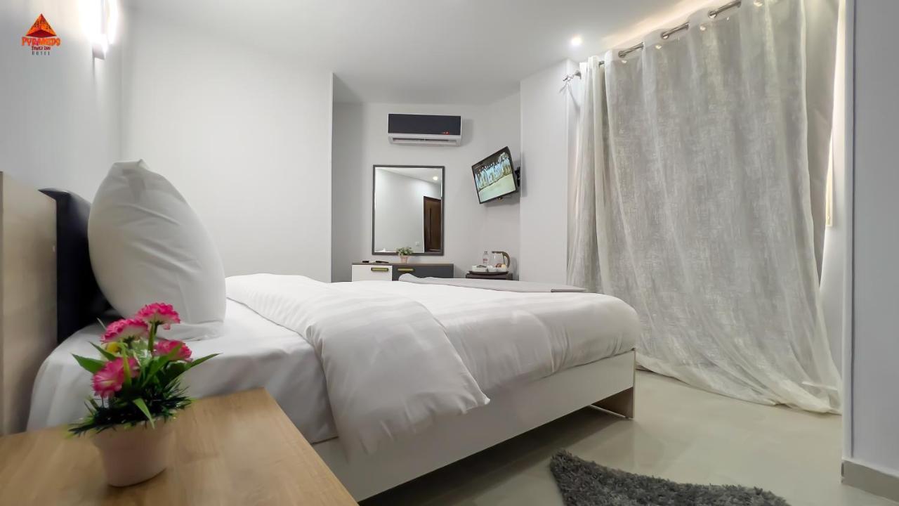 Pyramids Tower View Inn Nazlat as Sammān Εξωτερικό φωτογραφία