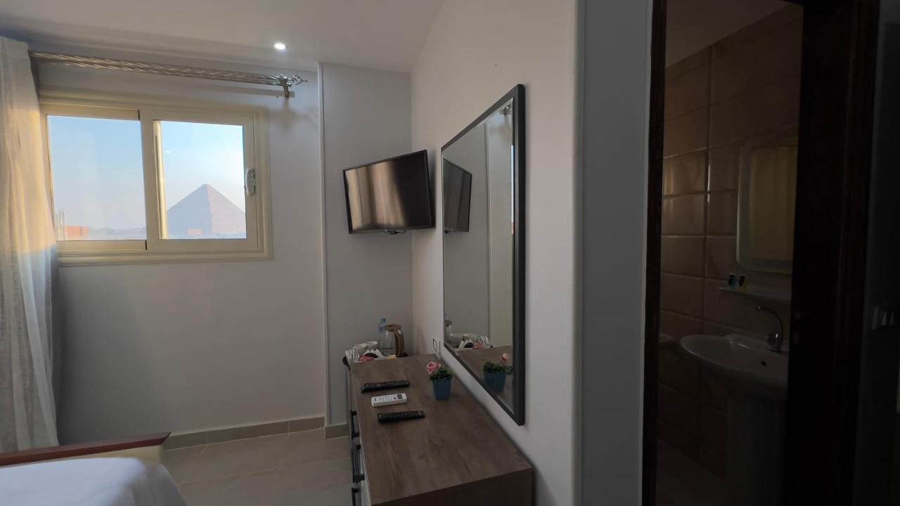 Pyramids Tower View Inn Nazlat as Sammān Εξωτερικό φωτογραφία