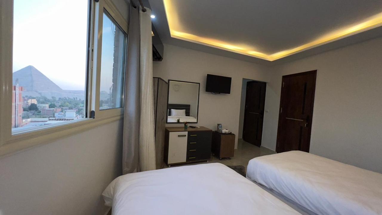 Pyramids Tower View Inn Nazlat as Sammān Εξωτερικό φωτογραφία