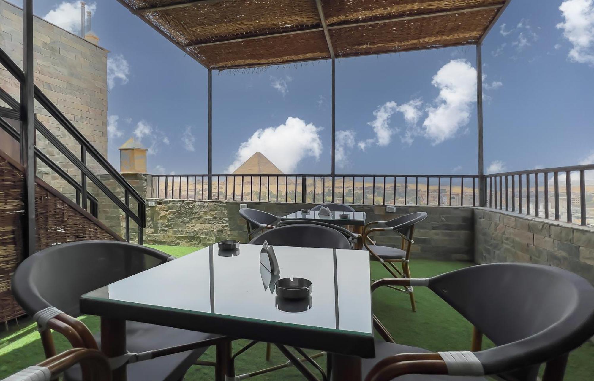 Pyramids Tower View Inn Nazlat as Sammān Εξωτερικό φωτογραφία